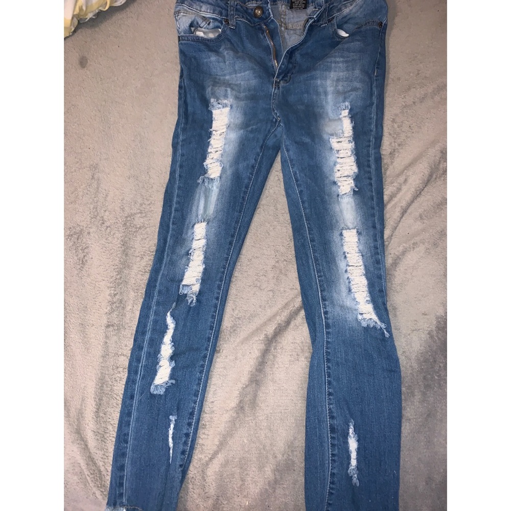 woman’s skinny jeans